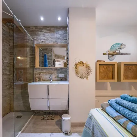Go2tenerife Apart'cala Pool & At 5 Mins Apartment